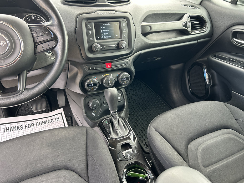 Used 2017 Jeep Renegade Altitude AWD/4WD image 10