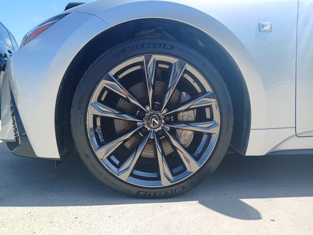 Used 2022 Lexus IS 350 F Sport AWD/4WD image 5
