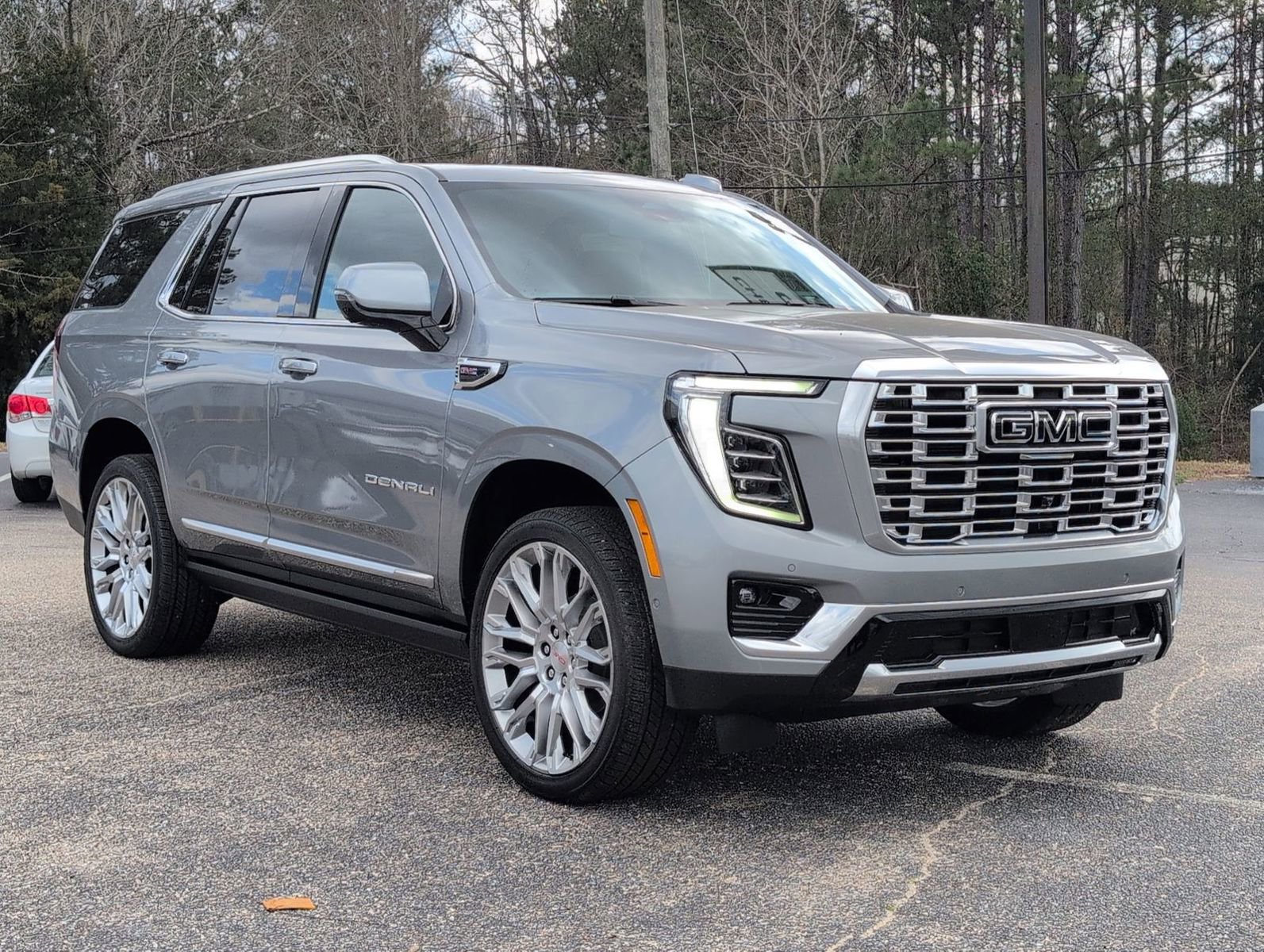 New 2026 GMC Yukon Denali w/ Sun & Power Step Package AWD/4WD image 9
