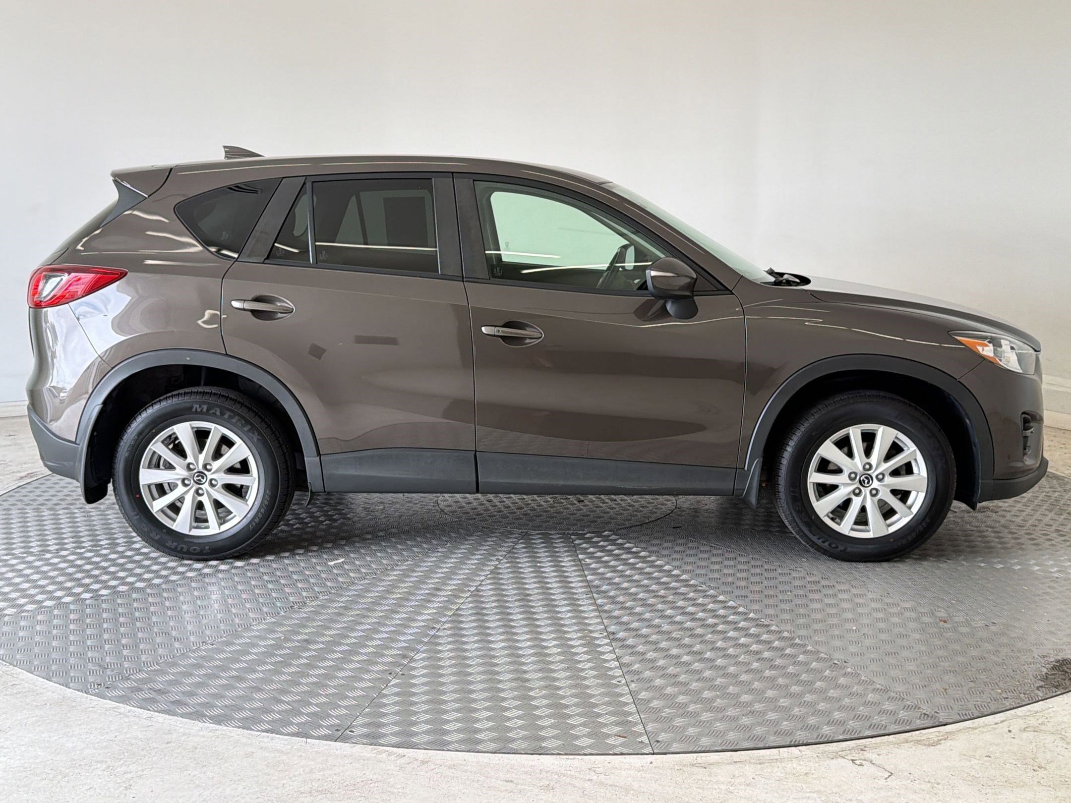 Used 2016 MAZDA CX-5 Touring w/ Bose/Moonroof Package image 8