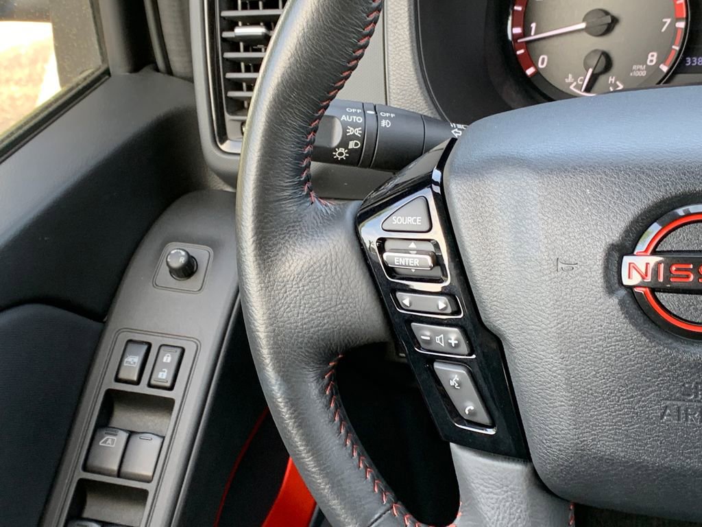 Used 2024 Nissan Frontier Pro-X w/ Technology Package image 12
