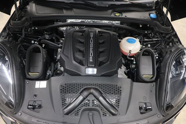Used 2018 Porsche Macan GTS AWD/4WD image 24