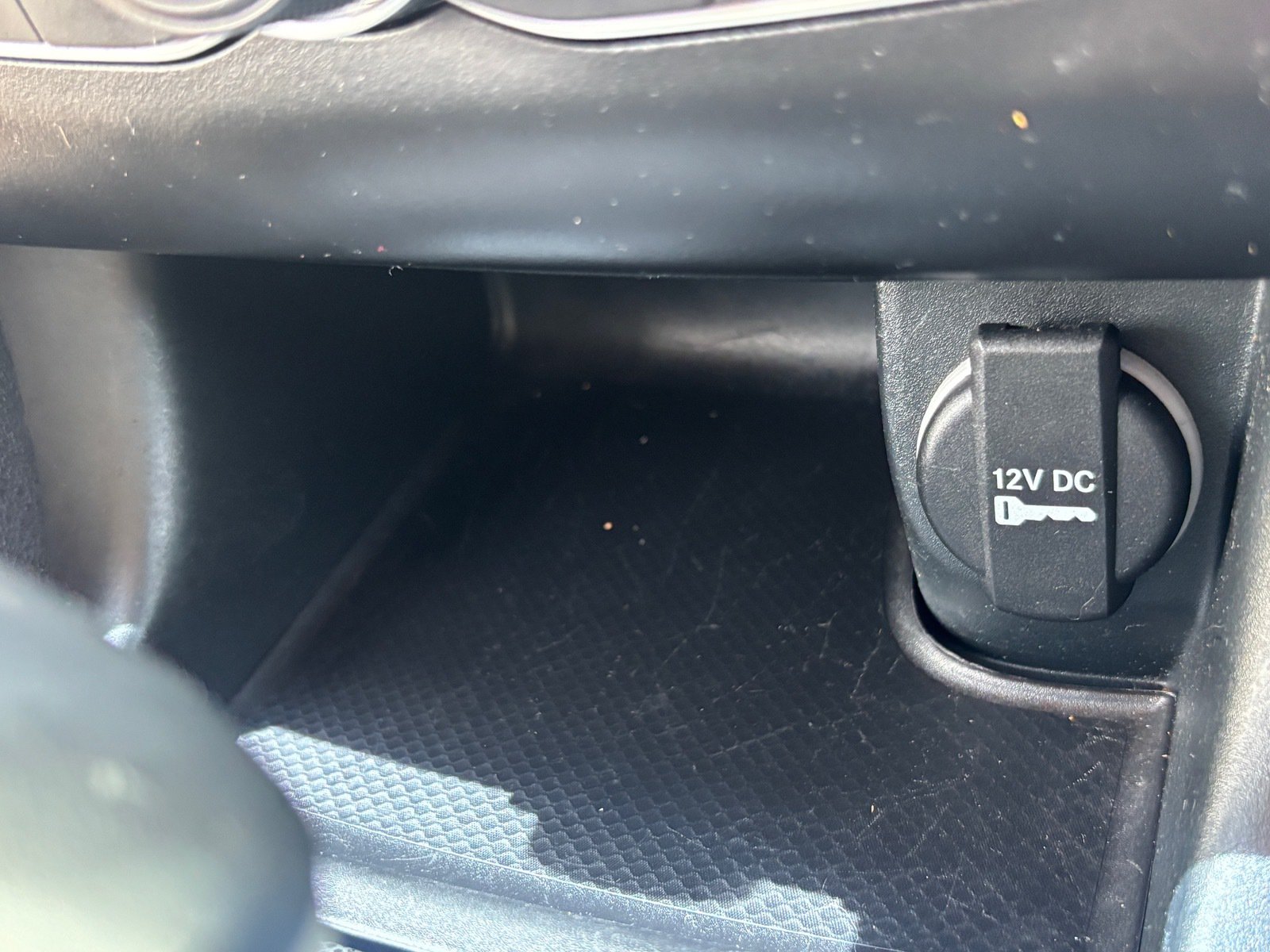 Used 2017 Dodge Charger SXT RWD image 16
