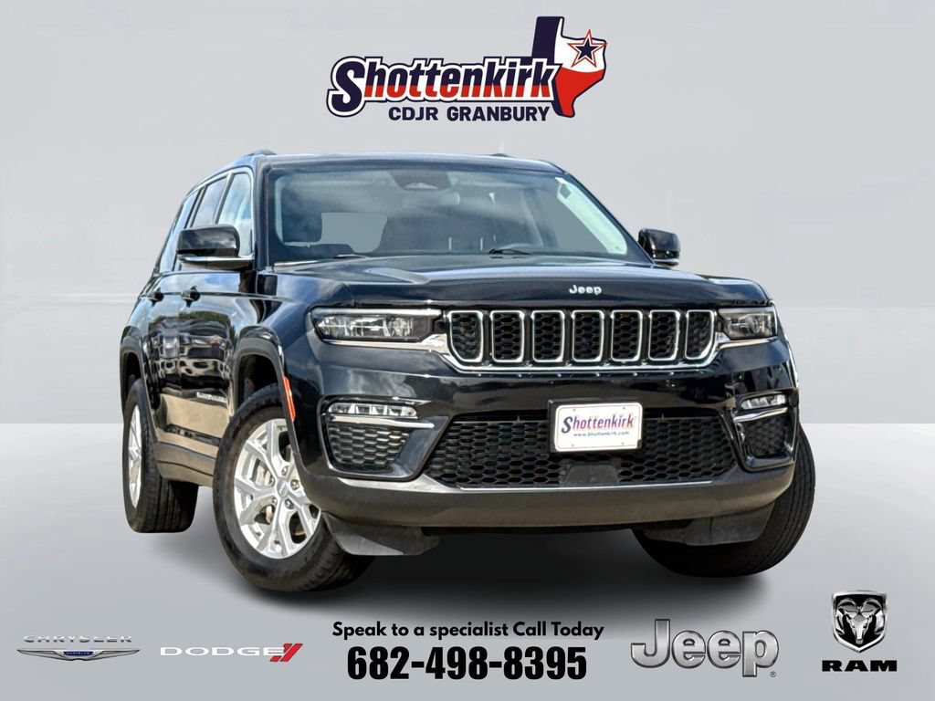 Used 2023 Jeep Grand Cherokee Limited AWD/4WD image 1