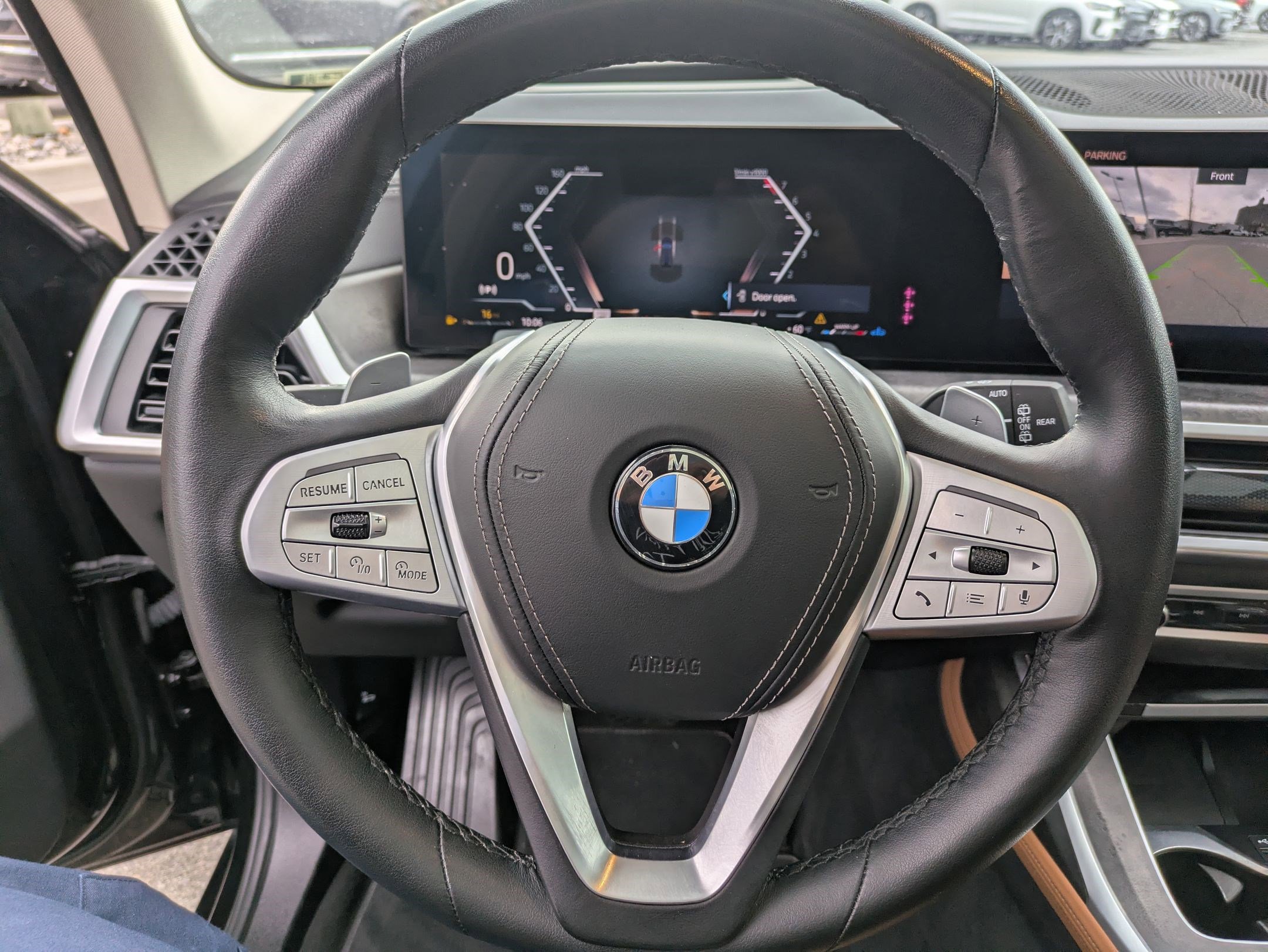 Used 2023 BMW X7 xDrive40i w/ Premium Package image 16