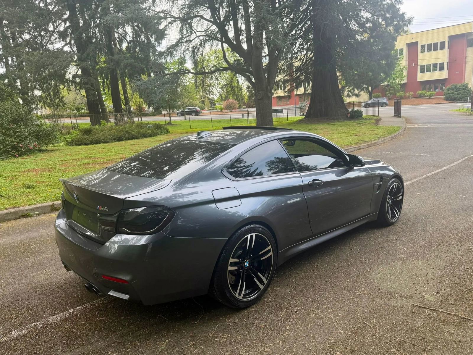 Used 2015 BMW M4 Coupe w/ Lighting Package RWD image 5