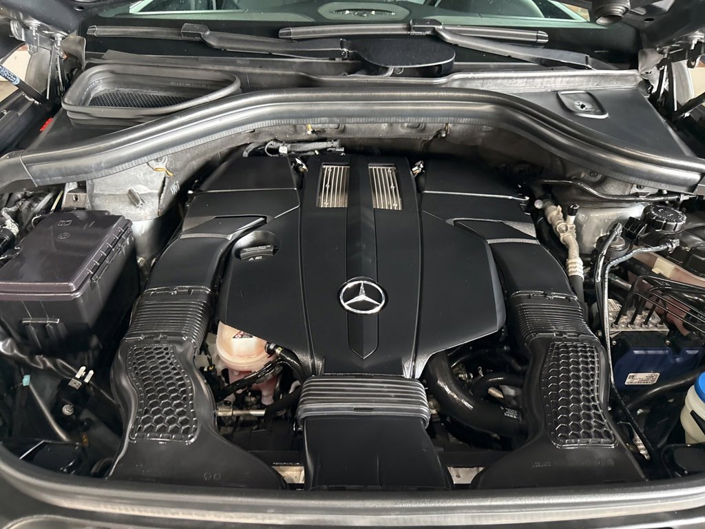 Used 2018 Mercedes-Benz GLS 450 4MATIC image 43