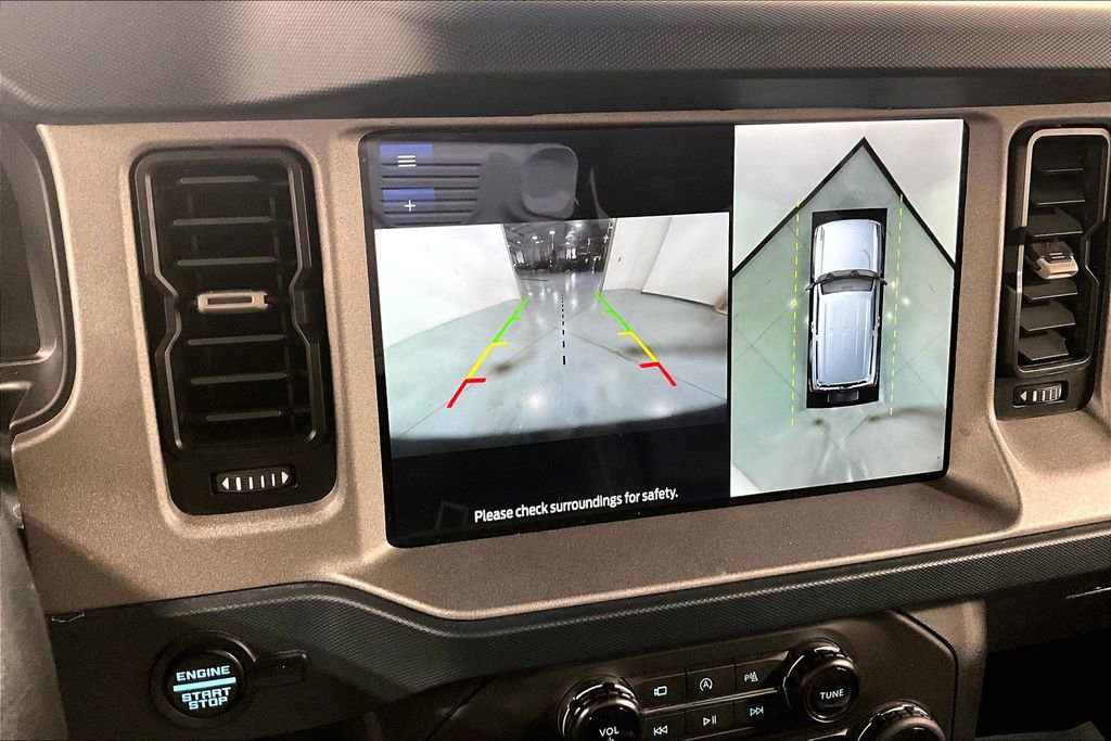Used 2024 Ford Bronco Outer Banks AWD/4WD image 22