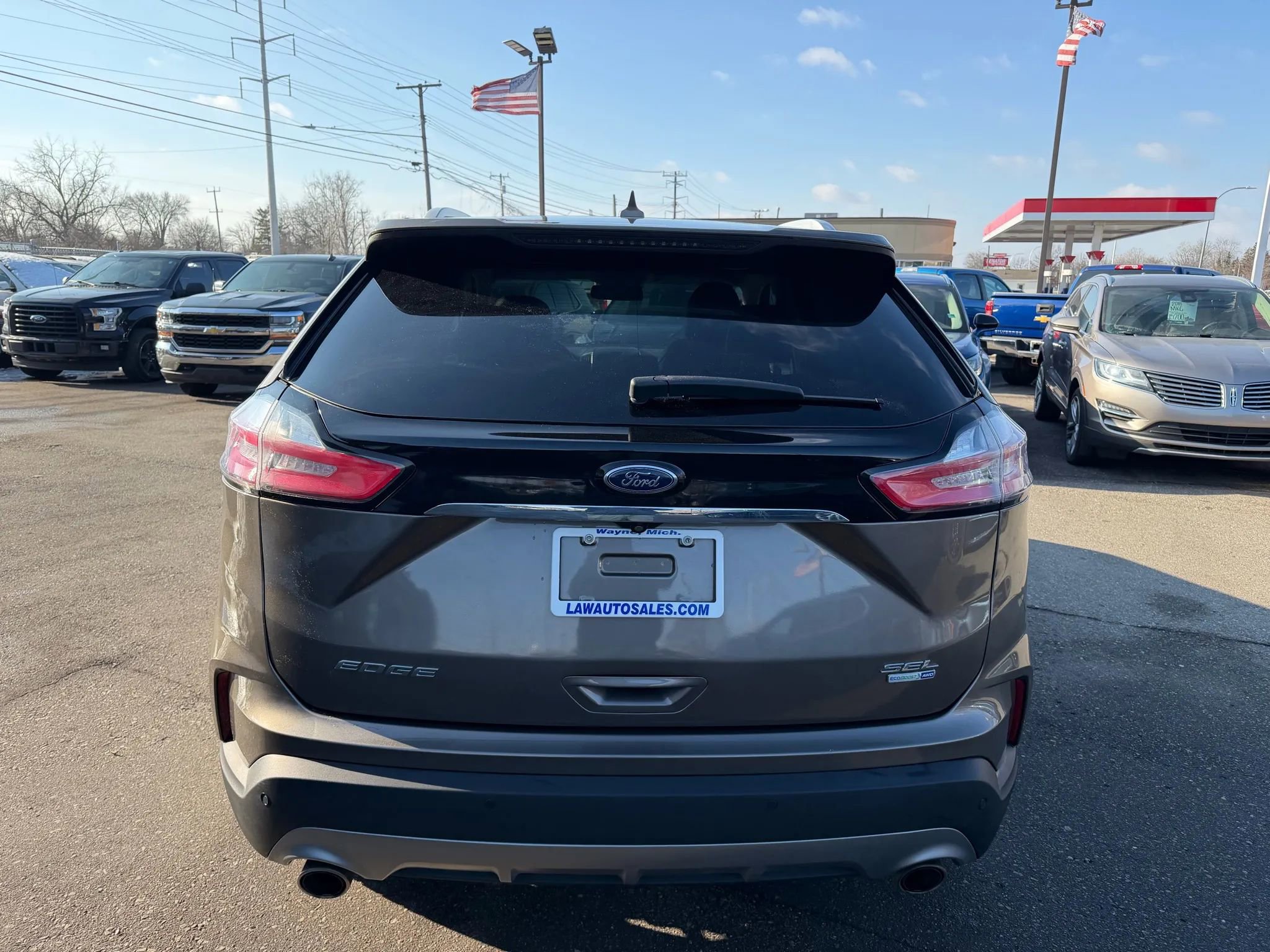 Used 2019 Ford Edge SEL w/ Equipment Group 201A image 4