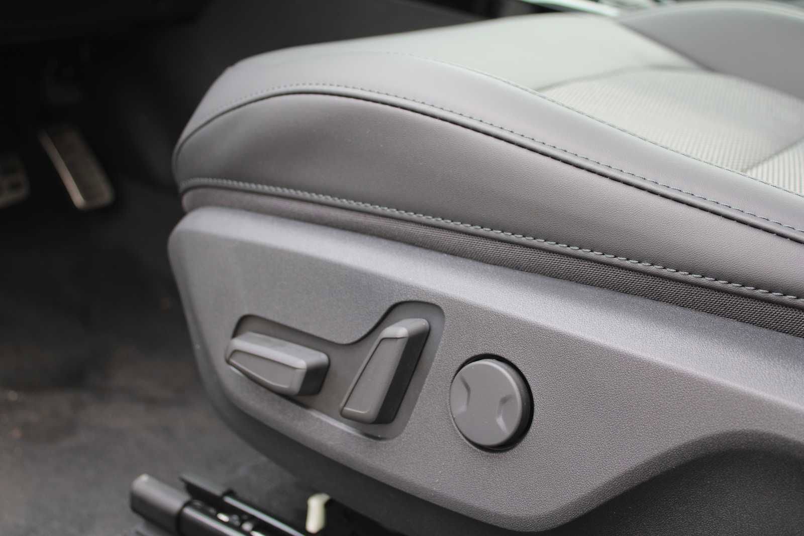 New 2025 Kia Niro EX image 20