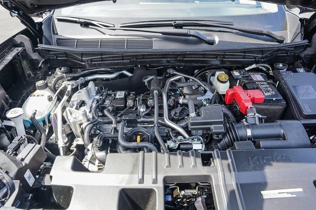 New 2026 Nissan Kicks SR image 28