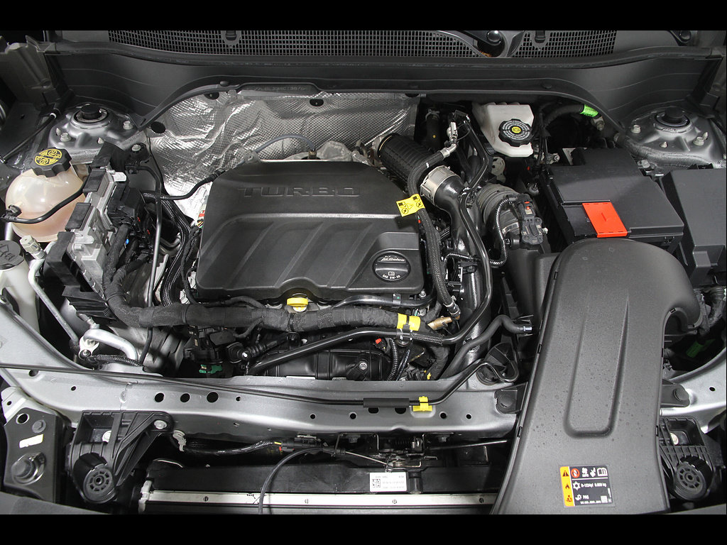 Certified 2024 Chevrolet Trax RS w/ Sunroof Package FWD image 20