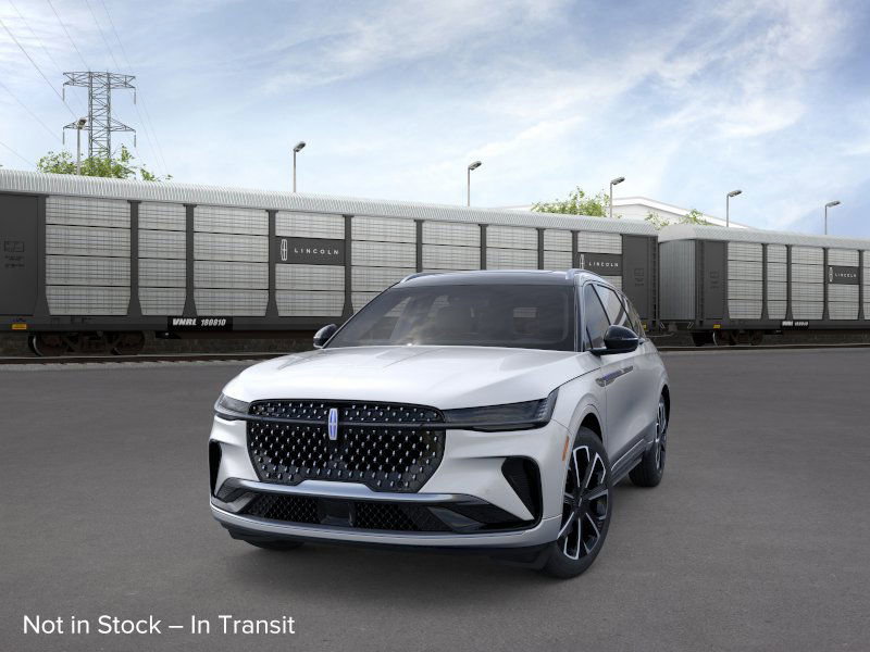 New 2026 Lincoln Nautilus Reserve image 2