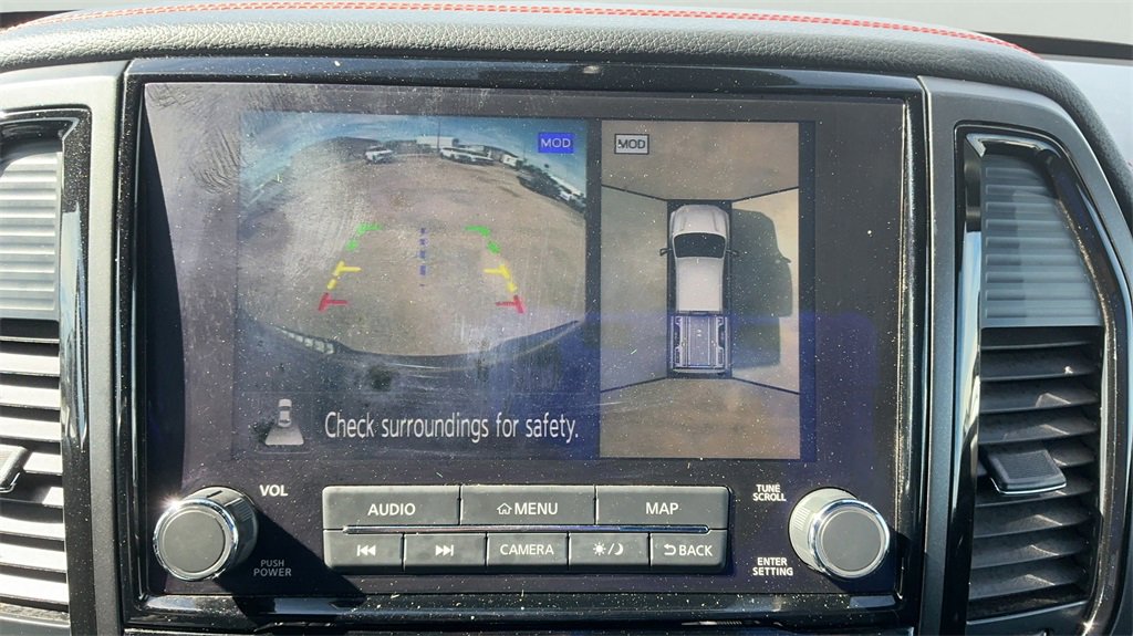 Used 2020 Nissan Titan PRO-4X w/ Pro-4x Convenience Package image 24