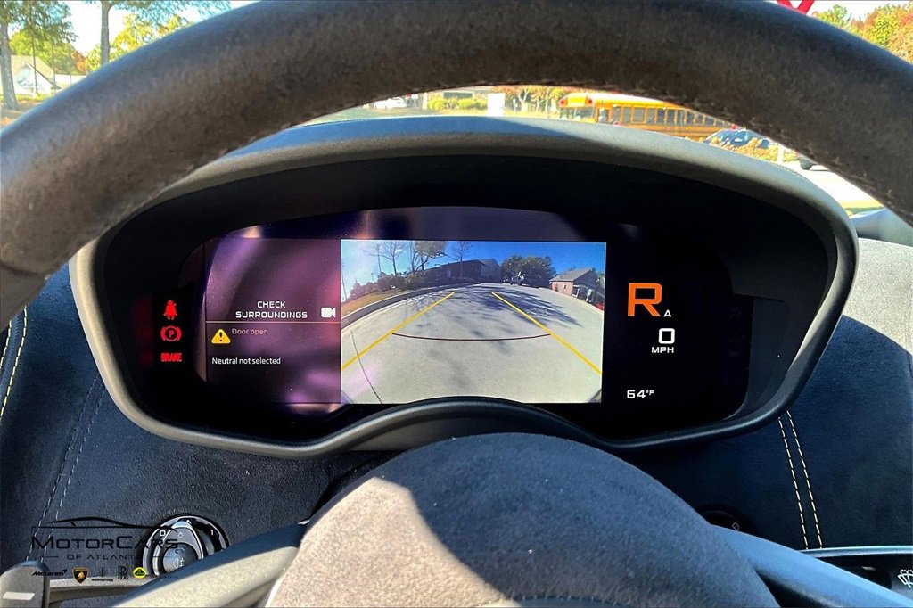 Used 2018 McLaren 570S Spider image 17