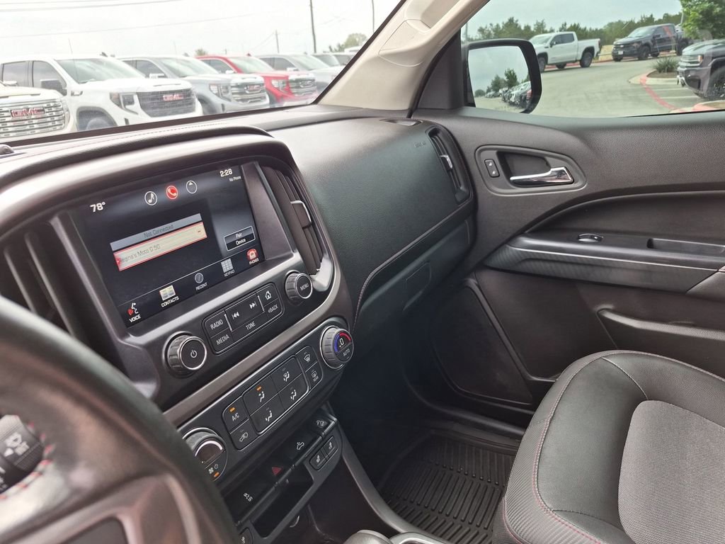 Used 2015 GMC Canyon SLE w/ All-Terrain Adventure Package RWD image 24