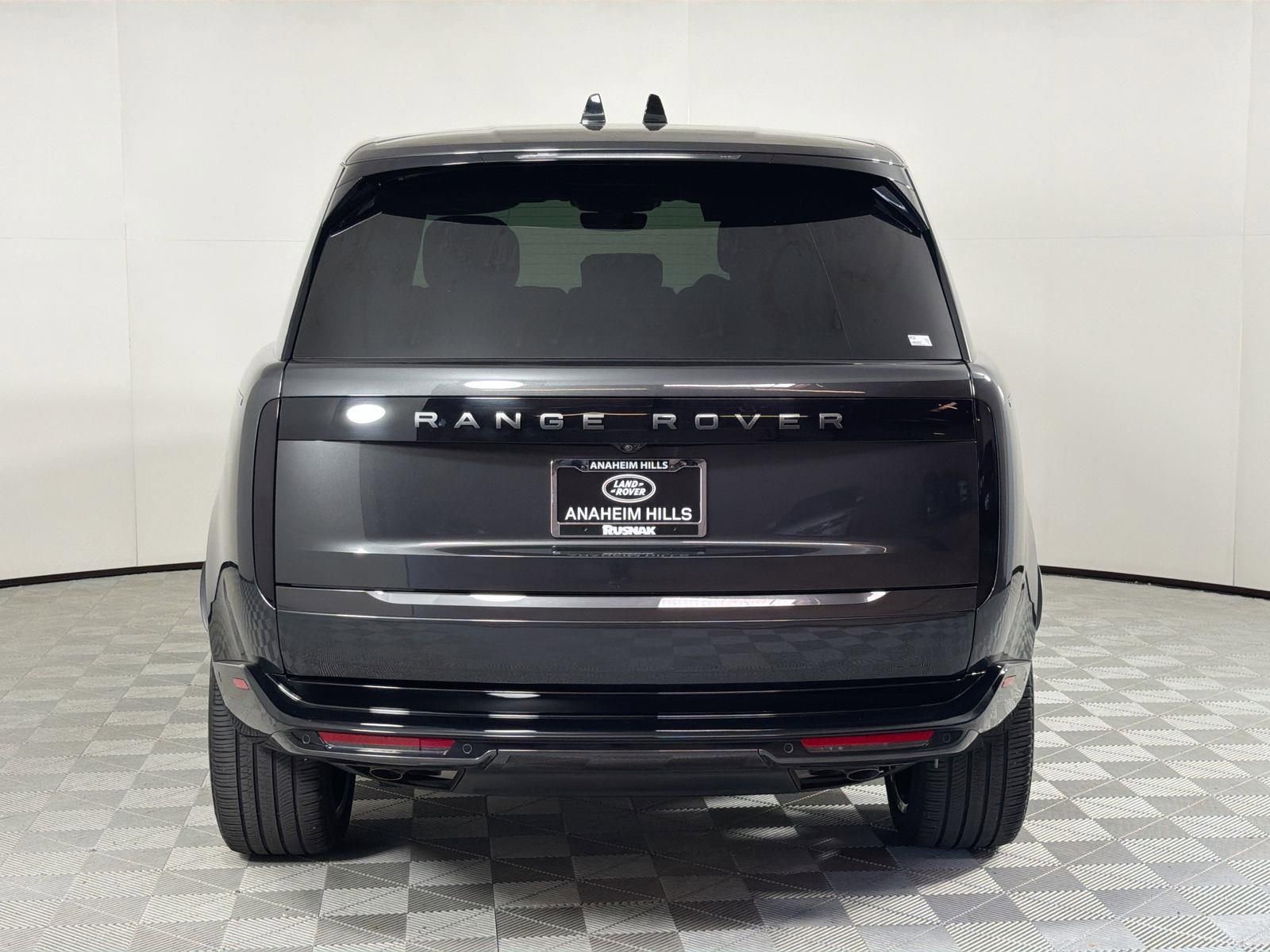 Certified 2024 Land Rover Range Rover SE AWD/4WD image 3