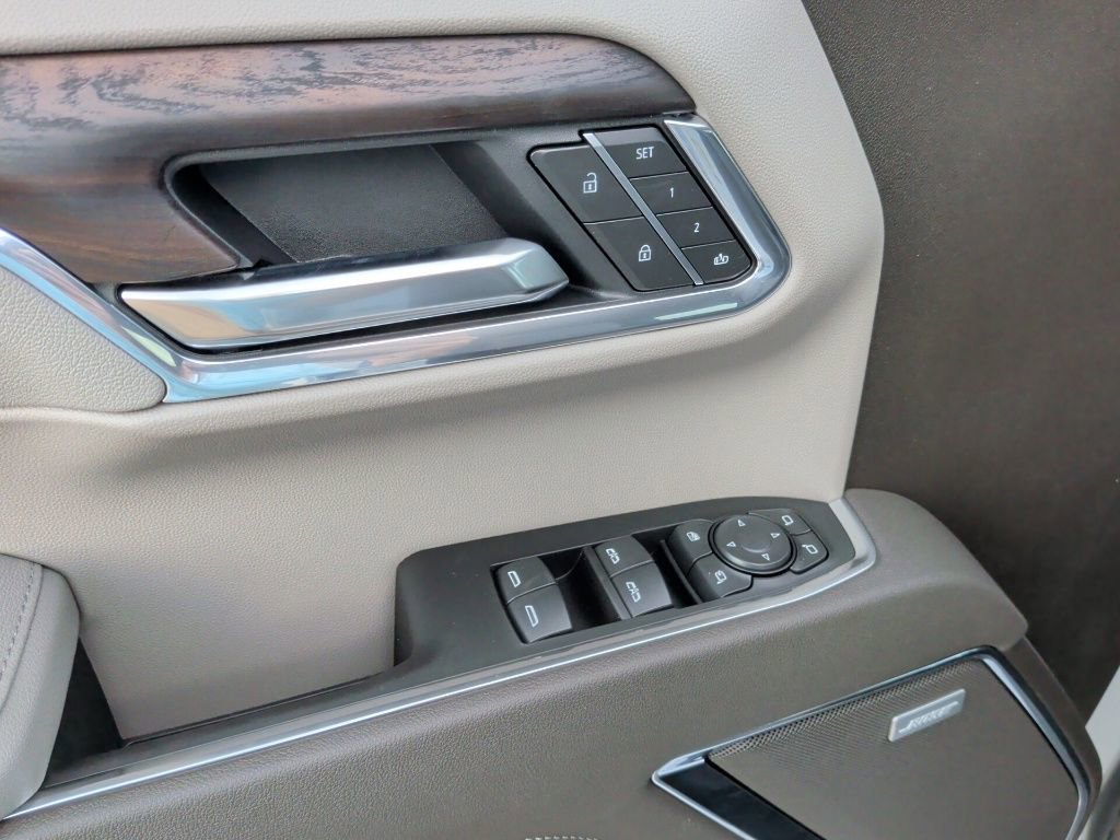 New 2026 GMC Sierra 1500 SLT image 12