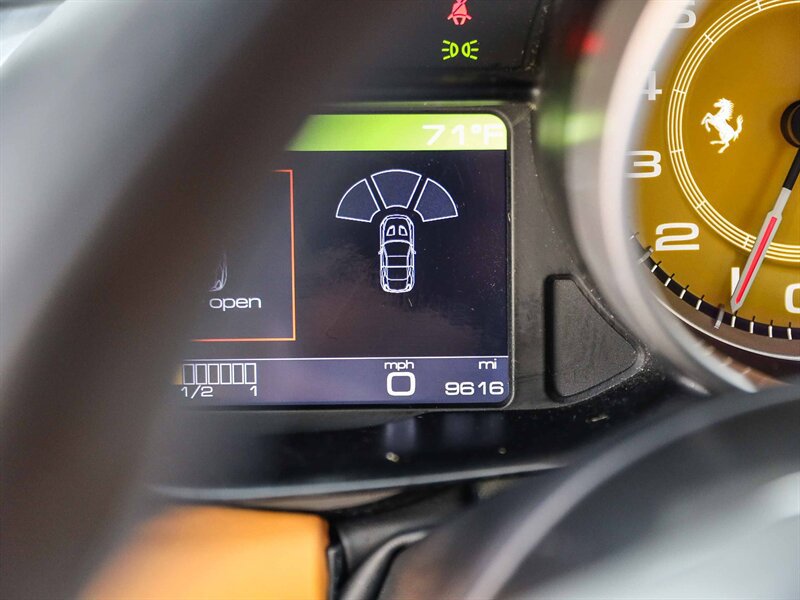 Used 2016 Ferrari California T RWD image 45