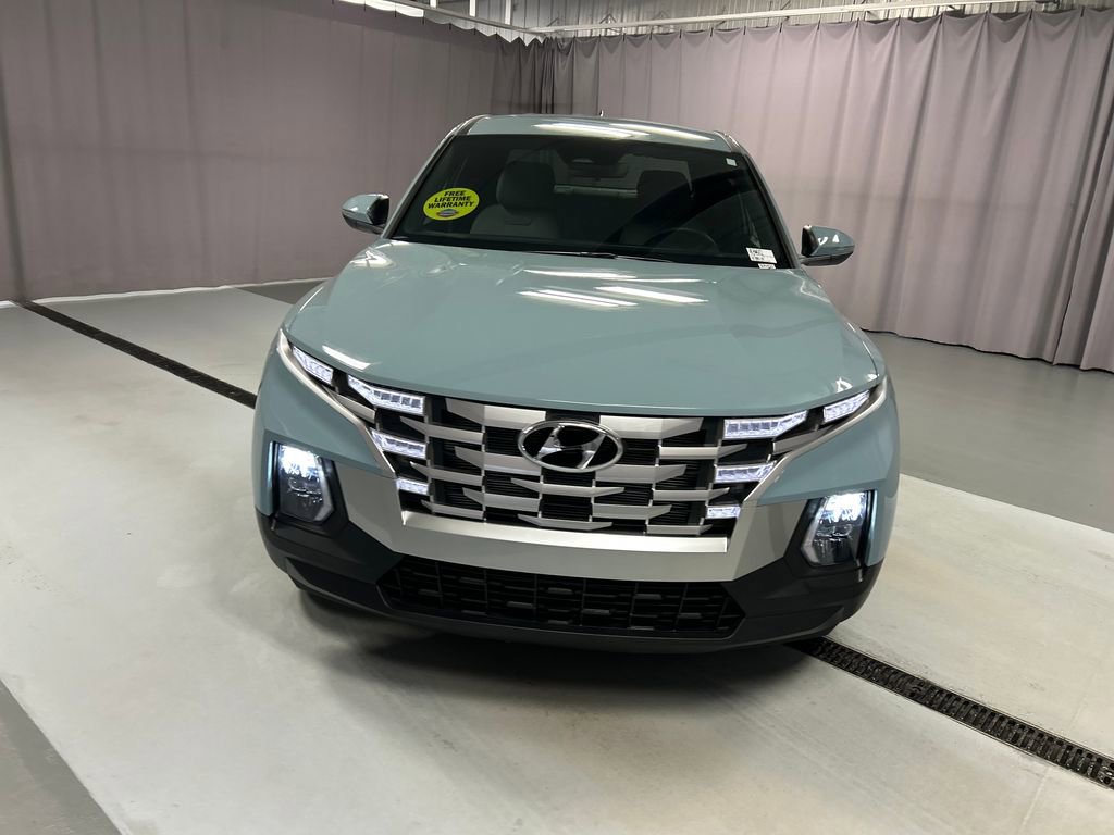 Used 2024 Hyundai Santa Cruz SEL image 2