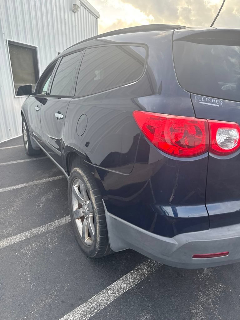 Used 2012 Chevrolet Traverse LS FWD image 12