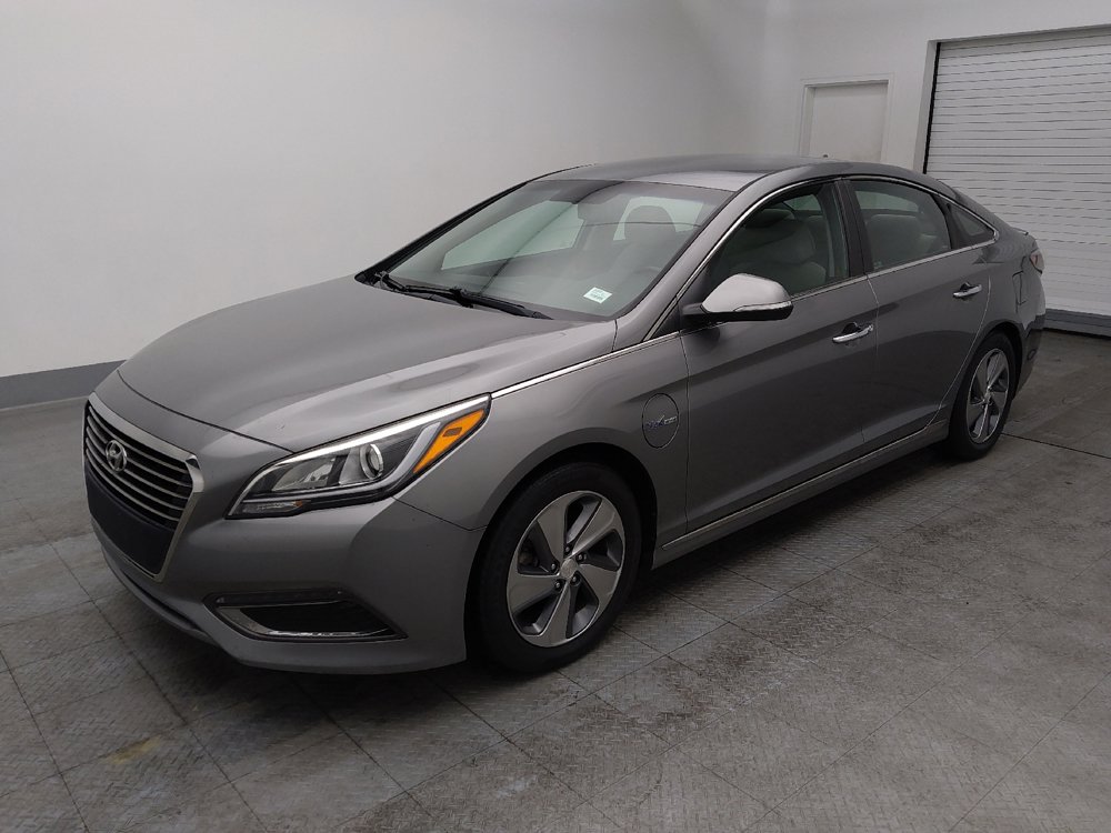 Used 2017 Hyundai Sonata Plug-in Hybrid image 2