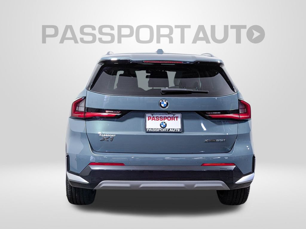 Certified 2023 BMW X1 xDrive28i w/ Premium Package image 5