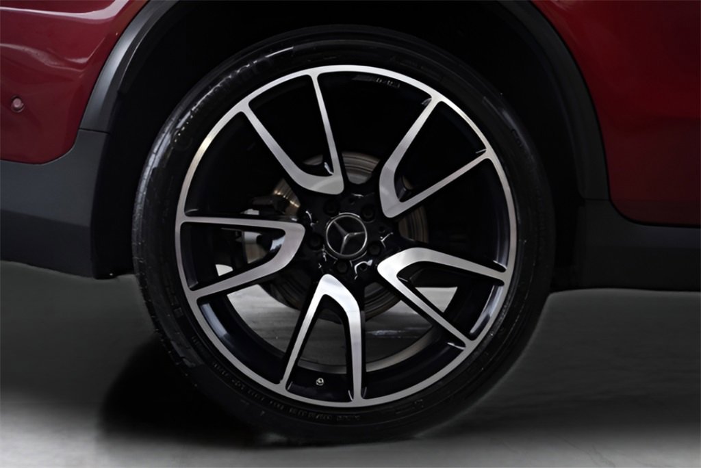 Used 2019 Mercedes-Benz GLC 43 AMG 4MATIC Coupe image 11