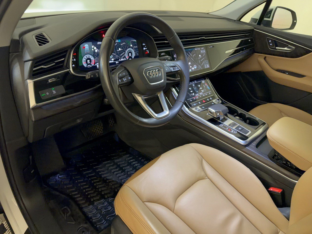 Used 2021 Audi Q7 2.0T Premium w/ Convenience Package AWD/4WD image 4