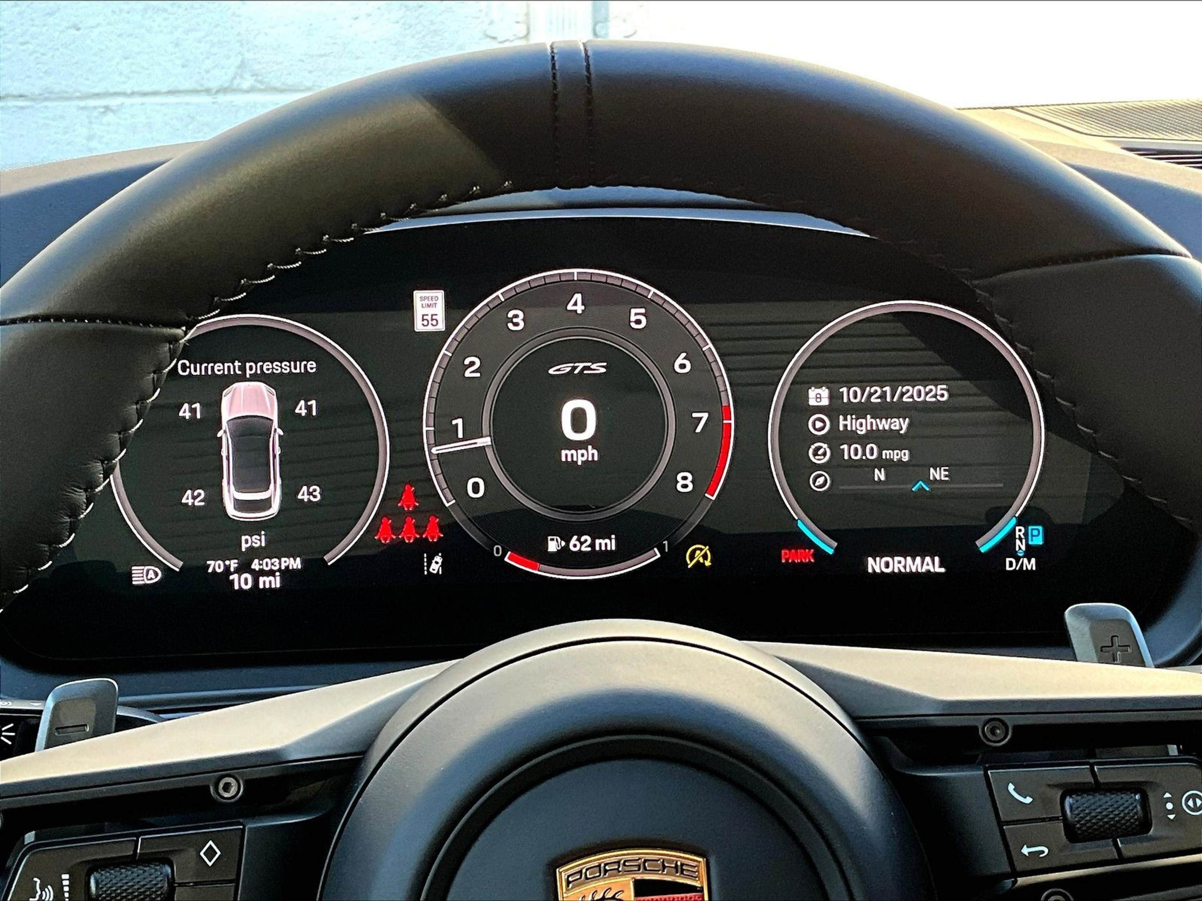 New 2026 Porsche Cayenne GTS image 17