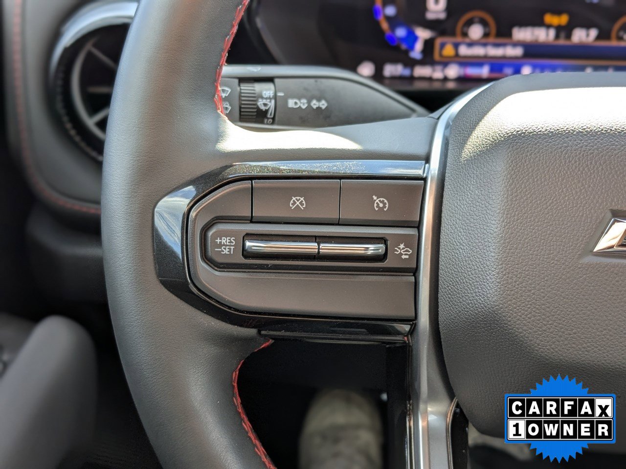 Used 2024 Chevrolet Colorado Z71 w/ Z71 Convenience Package 2 image 26