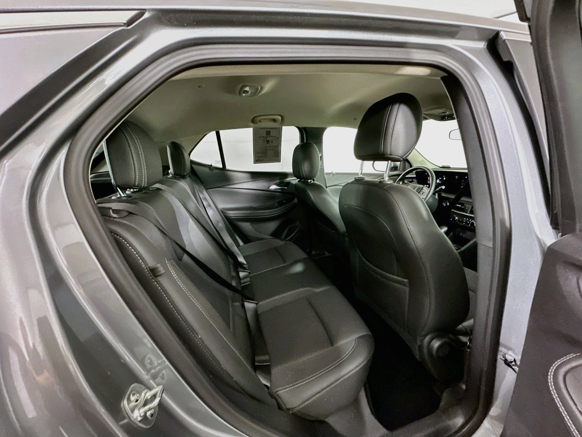 Used 2025 Buick Encore GX Preferred FWD image 29