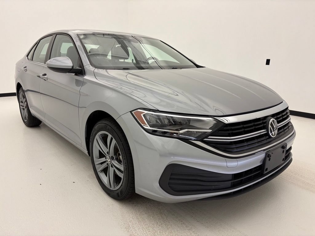 Used 2024 Volkswagen Jetta SE