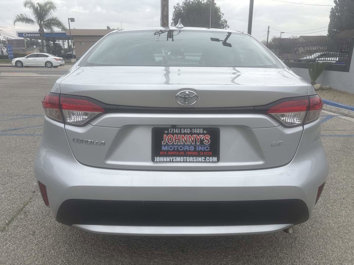 Used 2022 Toyota Corolla LE image 6