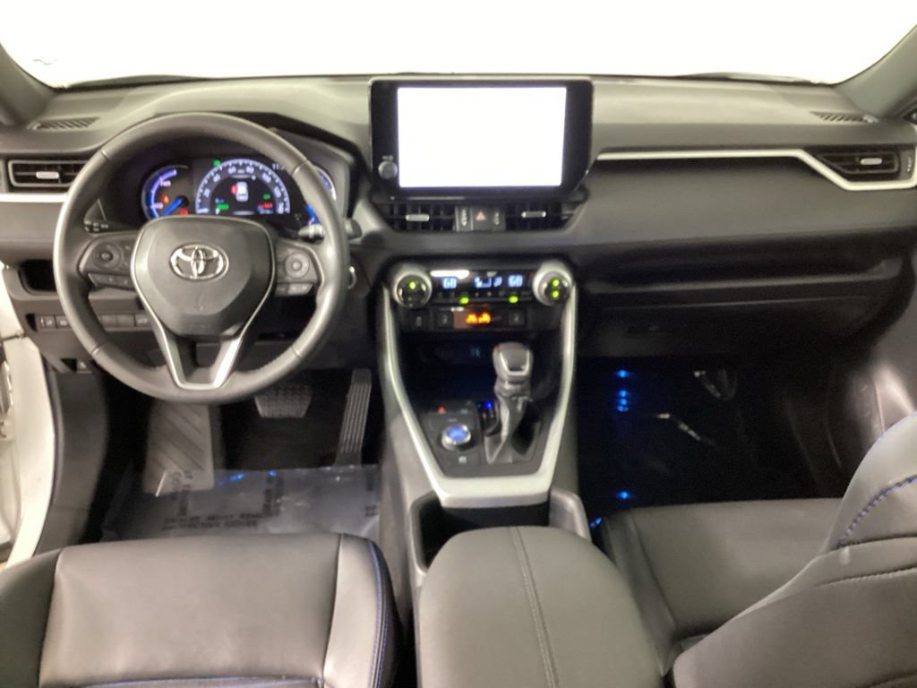 Used 2023 Toyota RAV4 XSE AWD/4WD image 34