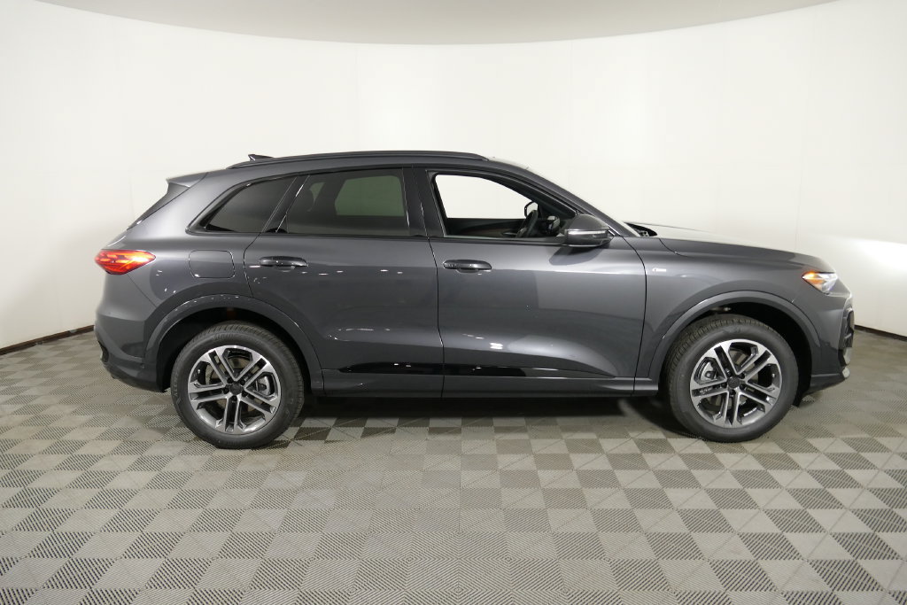 New 2026 Audi Q5 2.0T AWD/4WD image 2