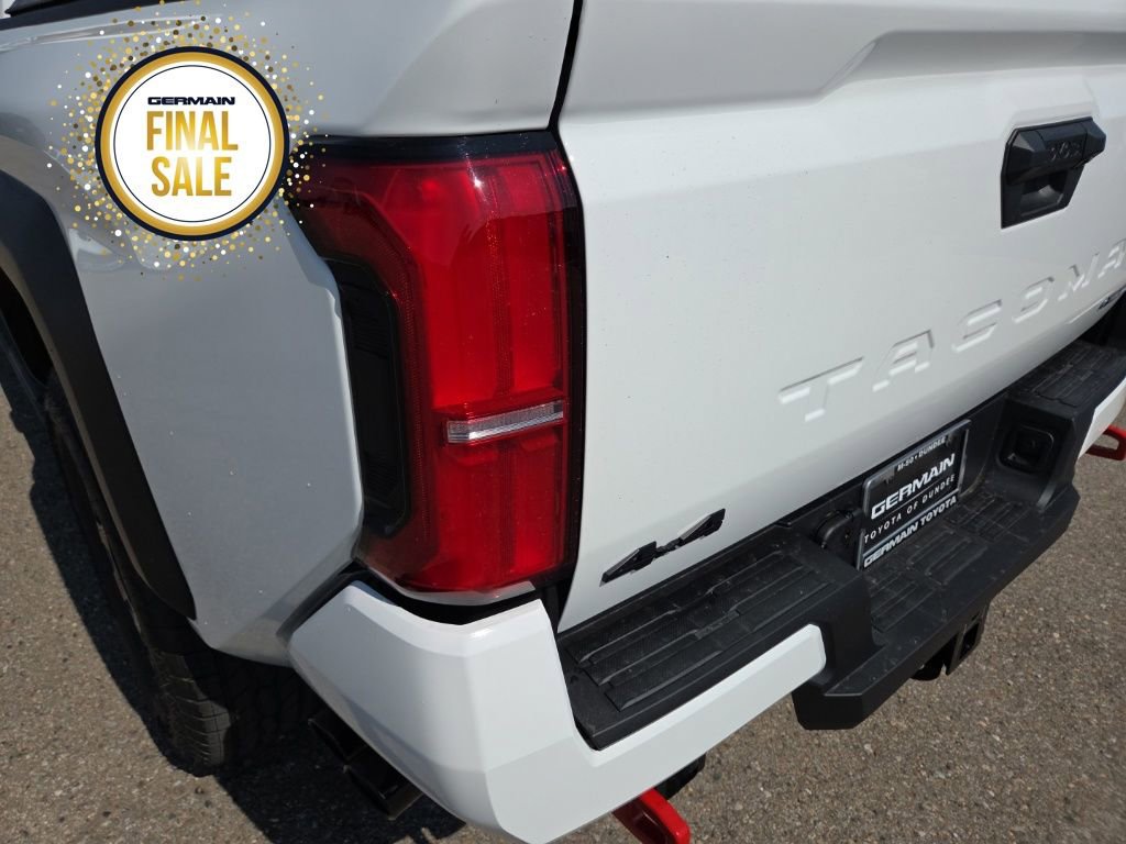 New 2025 Toyota Tacoma TRD Off-Road image 17