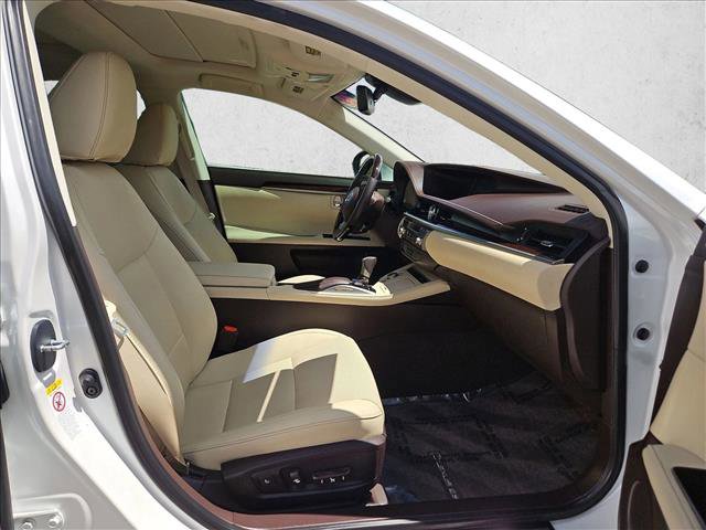 Used 2018 Lexus ES 350 w/ Navigation System Package FWD image 22