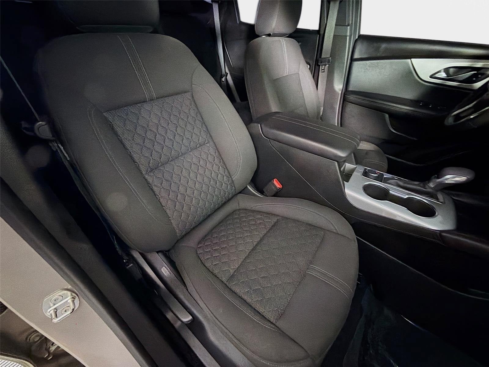 Used 2021 Chevrolet Blazer LT FWD image 27