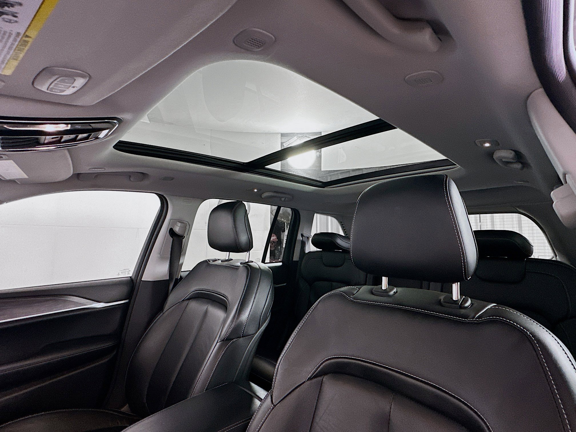 Used 2022 Jeep Grand Cherokee Limited 4xe w/ MOPAR Finishing Package image 26