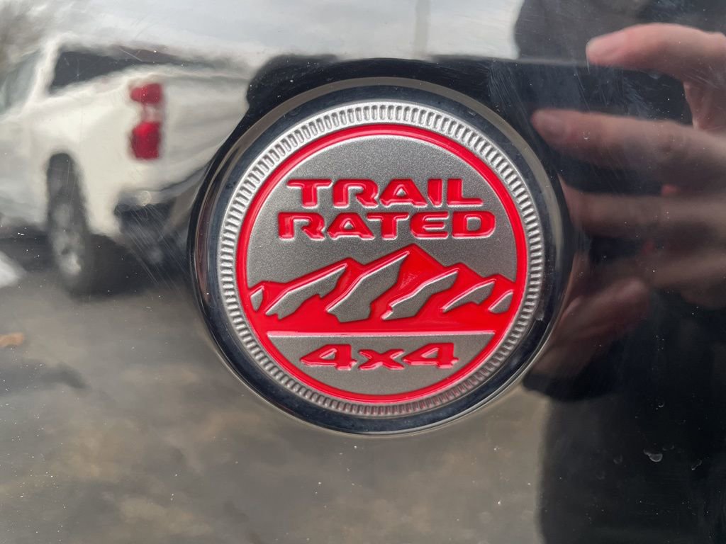 Used 2022 Jeep Gladiator Rubicon w/ Cold Weather Group image 9