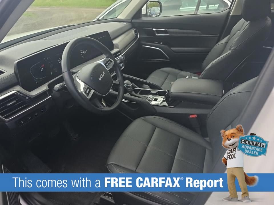 Used 2025 Kia Telluride EX AWD/4WD image 2