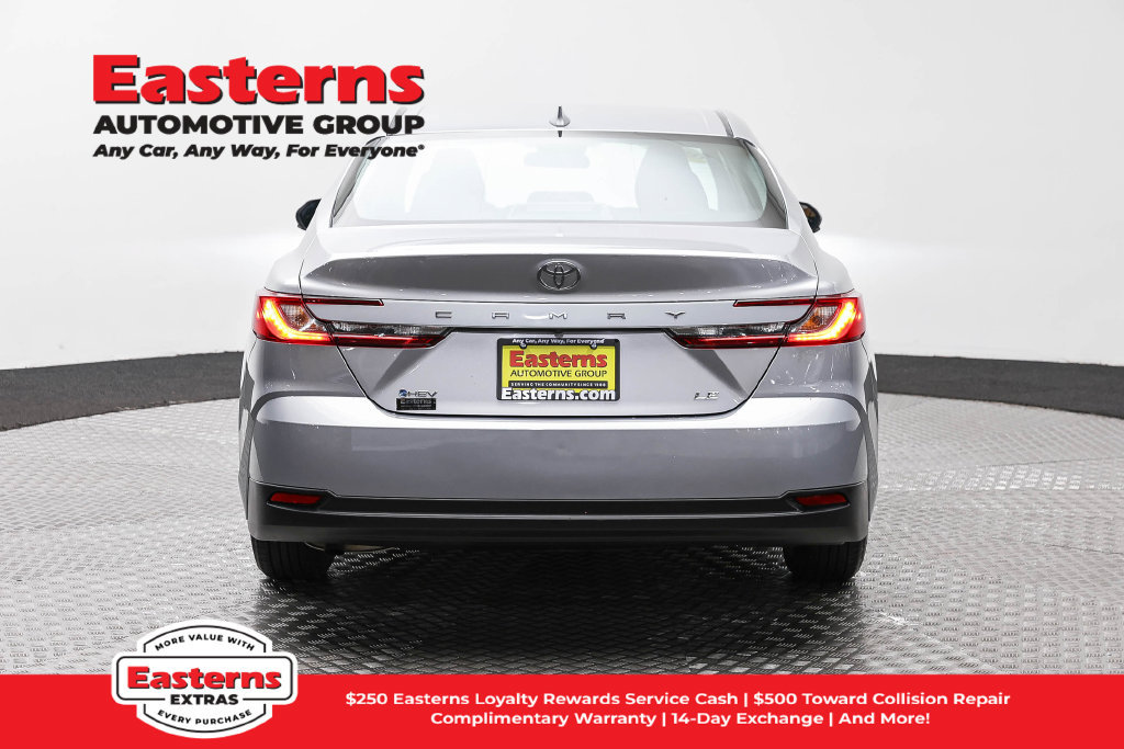 Used 2025 Toyota Camry LE FWD image 7