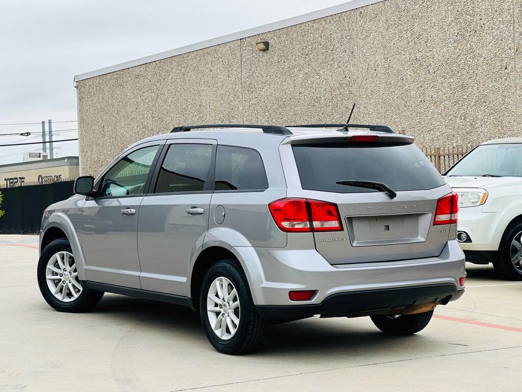 Used 2016 Dodge Journey SXT FWD image 8