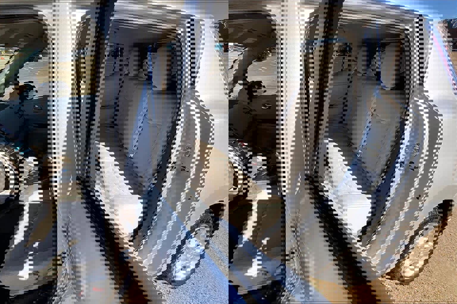 Used 2011 Nissan Leaf w/ Protection Pkg image 29