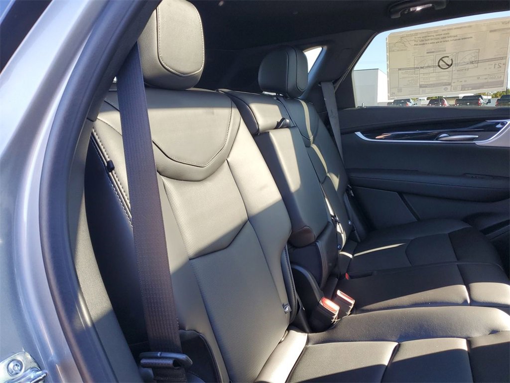 New 2025 Cadillac XT5 Premium Luxury w/ Technology Package image 28