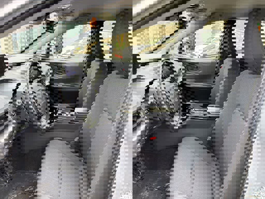 Used 2024 Toyota Prius LE image 25