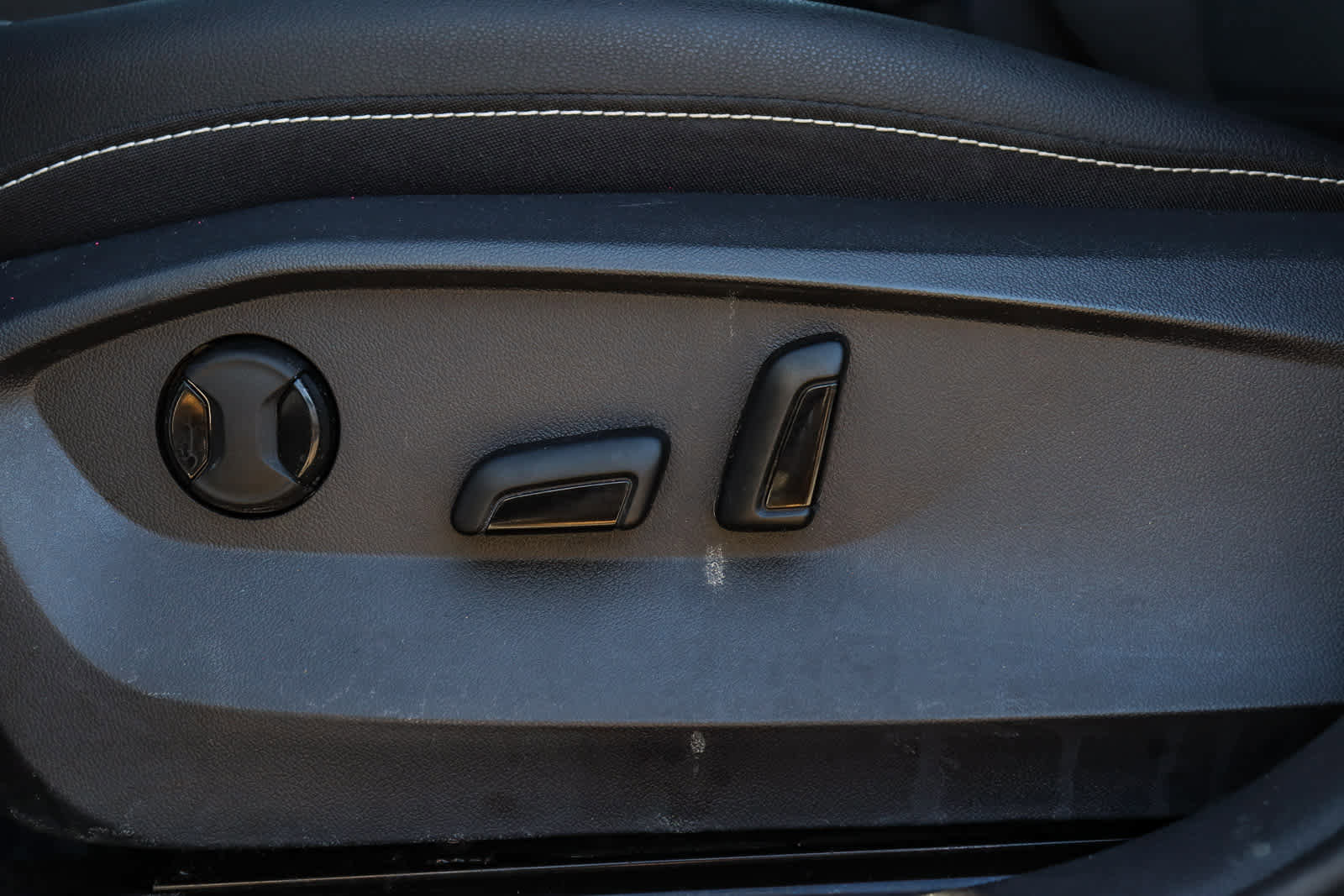 Used 2023 Volkswagen Taos SE image 21