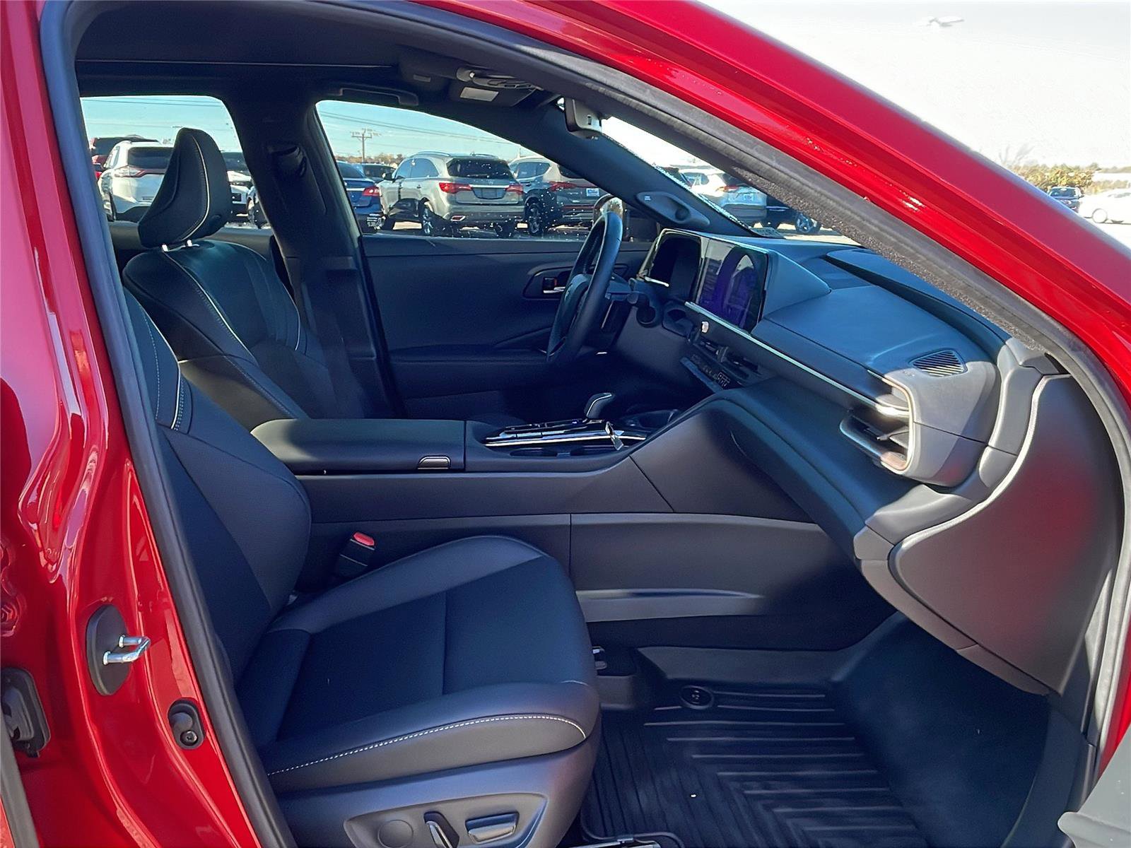 Used 2024 Toyota Crown Platinum image 14