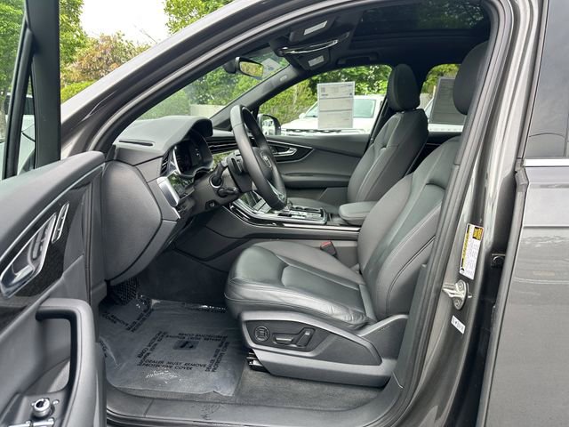 Used 2022 Audi Q7 3.0T Premium Plus w/ Premium Plus Package AWD/4WD image 19